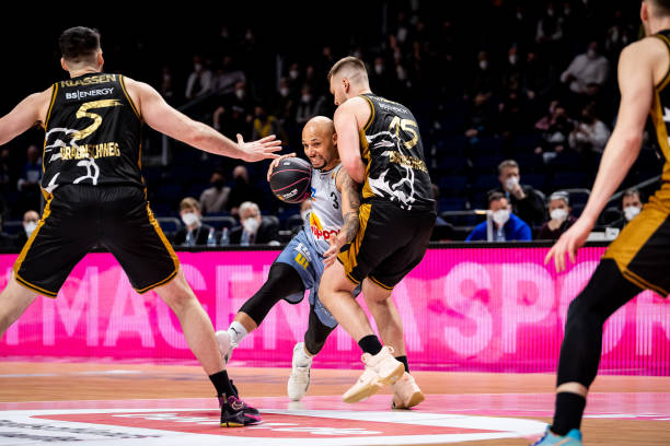 篮球版的 篮球版的