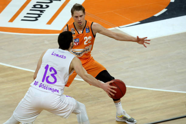 神领袖作用 神领袖作用