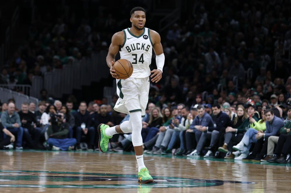 相比之下 相比之下