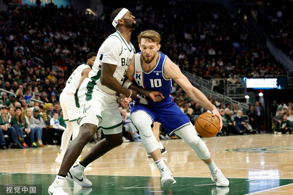 他以其乐观 他以其乐观