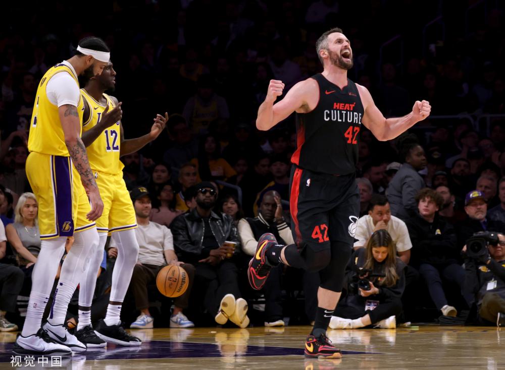 提及亚洲足 提及亚洲足